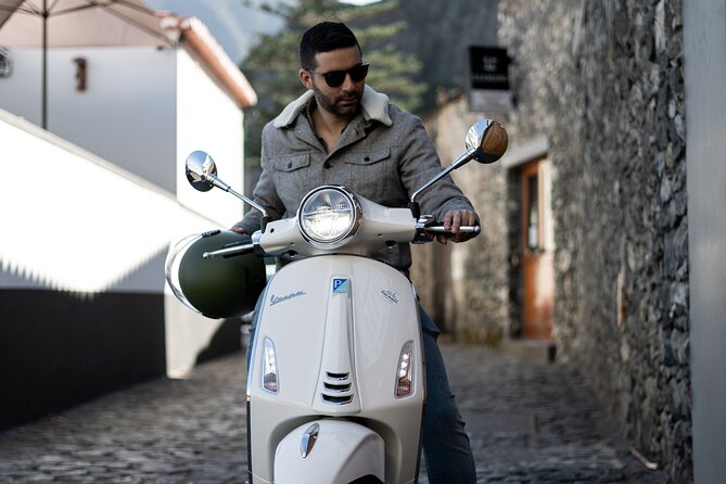 Vespa Primavera 24 Hour Rental in Madeira - Riding comfort: why the included helmets and gloves change the whole day