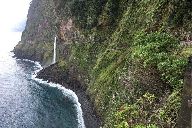 West Madeira 4x4 Tour with Local Guide - Stop 1: Ponta do Sol pier stroll and the natural car wash waterfall