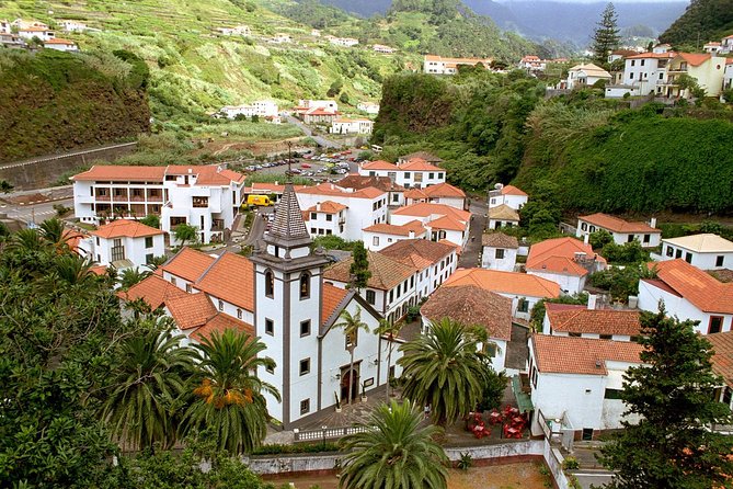 West of Madeira Tour - Start in Funchal, Then Go West to North in One Smooth Loop