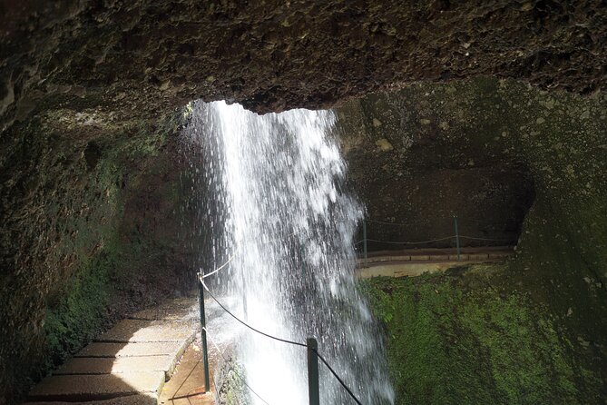 Wet your hair in the amazing Moinhos/Nova Levada - Key things I’d watch for before you go